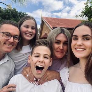 Meet your Posher, Madeleine